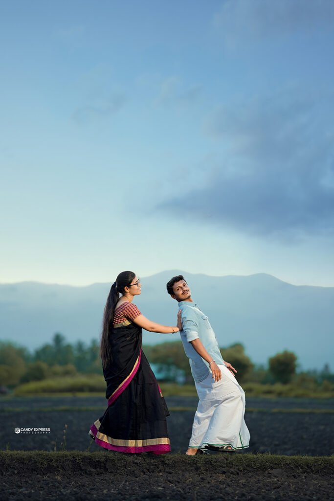 couple photoshoot poses